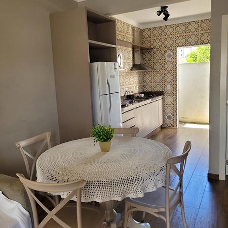 Excelente Sobrado Confortavel No Centro De Tijucas Proximo As Praias 外观 照片