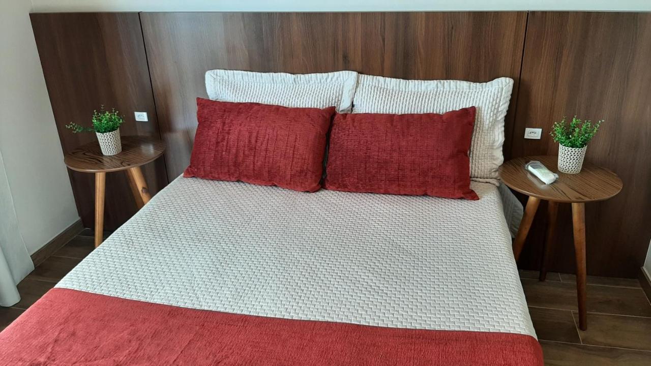 Excelente Sobrado Confortavel No Centro De Tijucas Proximo As Praias 外观 照片